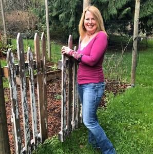 Meet your Posher, Deliah